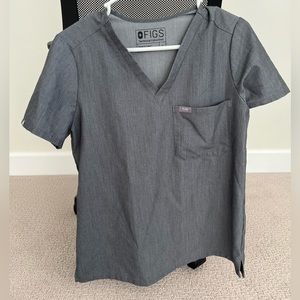 FIGS 1 pocket scrub top